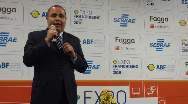Osmar Santos, professor de gestão financeira da ESPM Rio (Foto: Adriano Lira)