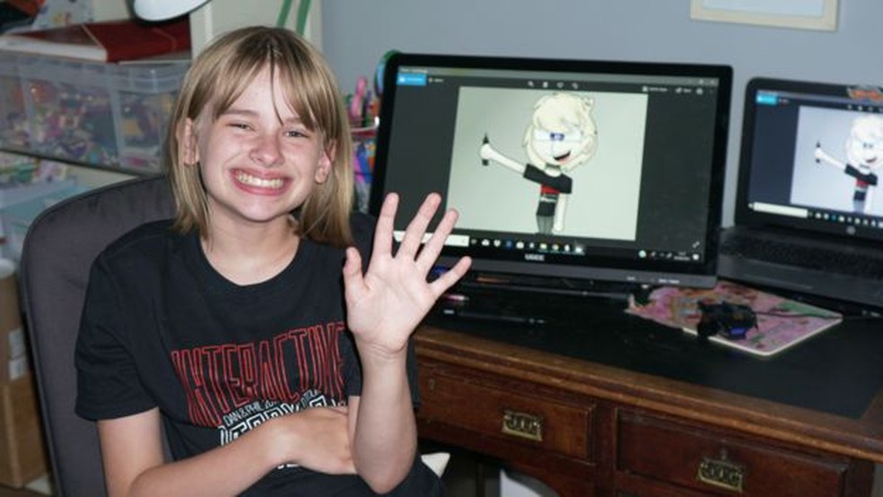  Jessi tem autismo, o que dificultou ainda mais sua transiÃ§Ã£o nas duas fases do ensino fundamental  â Foto: Gavin Crowther  / BBC