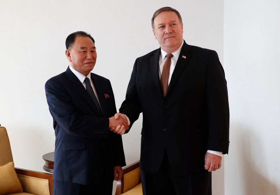 Representante norte-coreano, Kim Yong Chol, se encontrou com Secretado de Estado dos EUA, Mike Pompeo, em Nova York, nesta quinta-feira (31)   (Foto: Mike Segar/ Reuters)