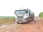 Motoristas reclamam de lama e buraco em estrada na capital de MS