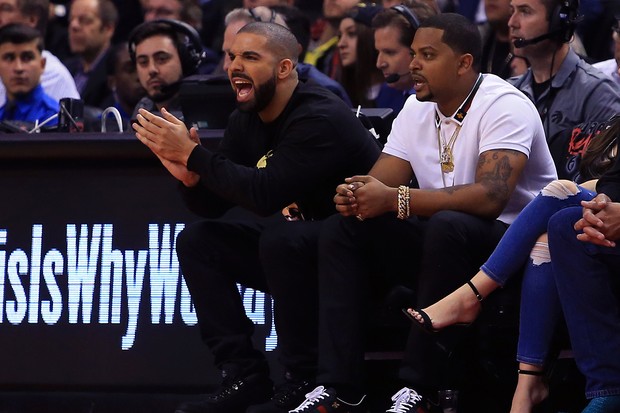 Drake vendo jogo dos Raptors na NBA (Foto: Getty Images)