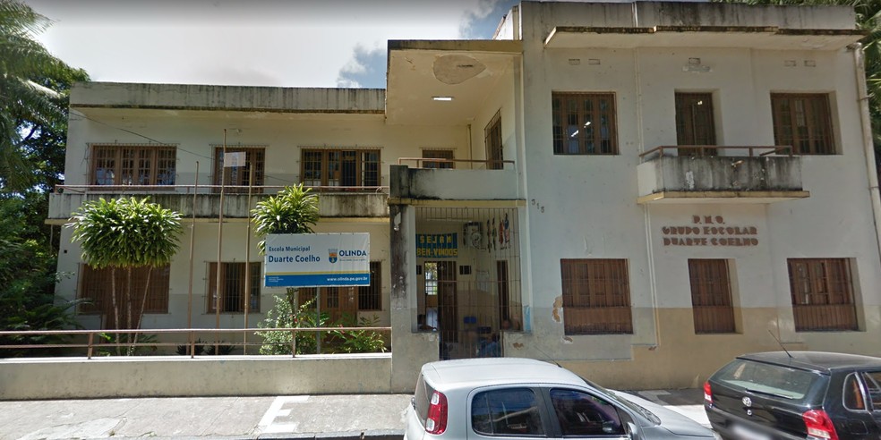 Escolas municipais de Olinda ficam sem aulas a partir da quarta-feira (18) — Foto: Google Street View/Reprodução
