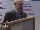 George Martin, produtor dos Beatles, morre aos 90 anos