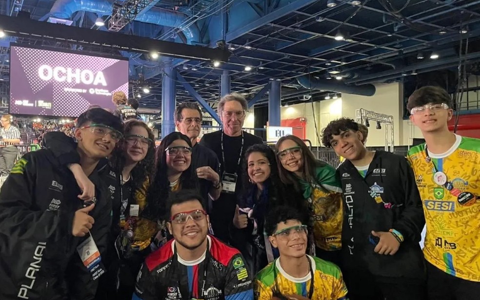 Robô inspirado no Batman feito por alunos do Sesi Planalto, de Goiânia, venceu mundial em Houston, nos Estados Unidos — Foto: Divulgação/FIEG