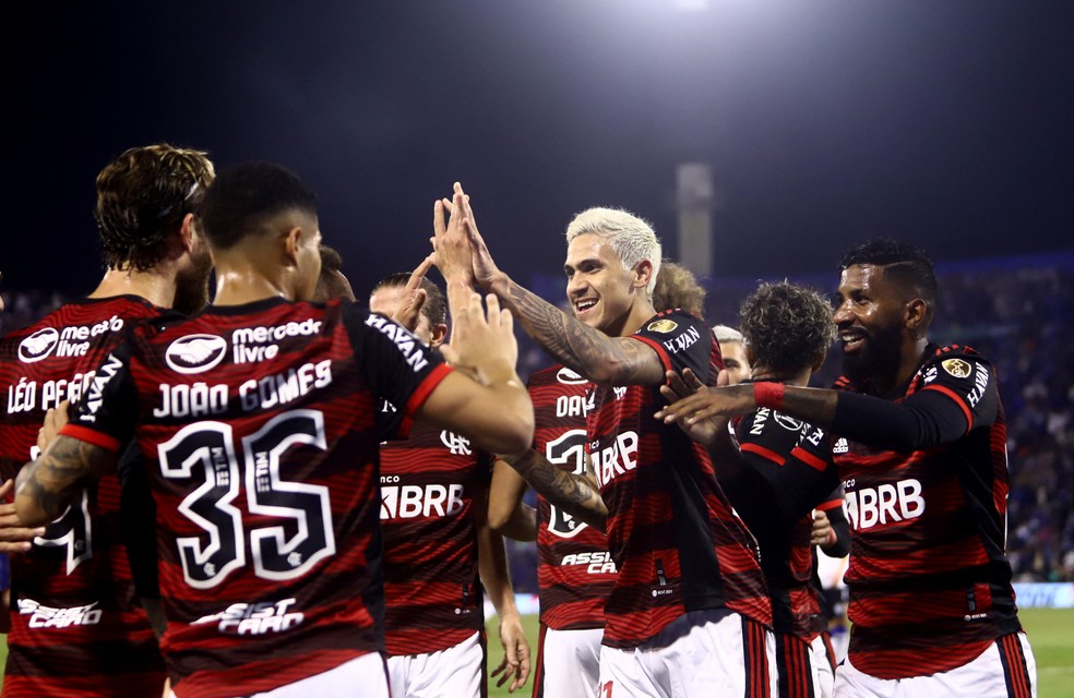 Comemoração de Pedro em Vélez Sarsfield x Flamengo — Foto: REUTERS/Matias Baglietto