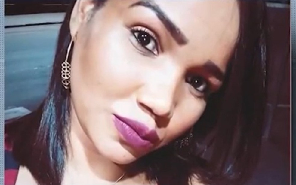 Mulher é morta a facadas no sudoeste da BA; companheiro foi preso suspeito do crime — Foto: Reprodução/TV Sudoeste