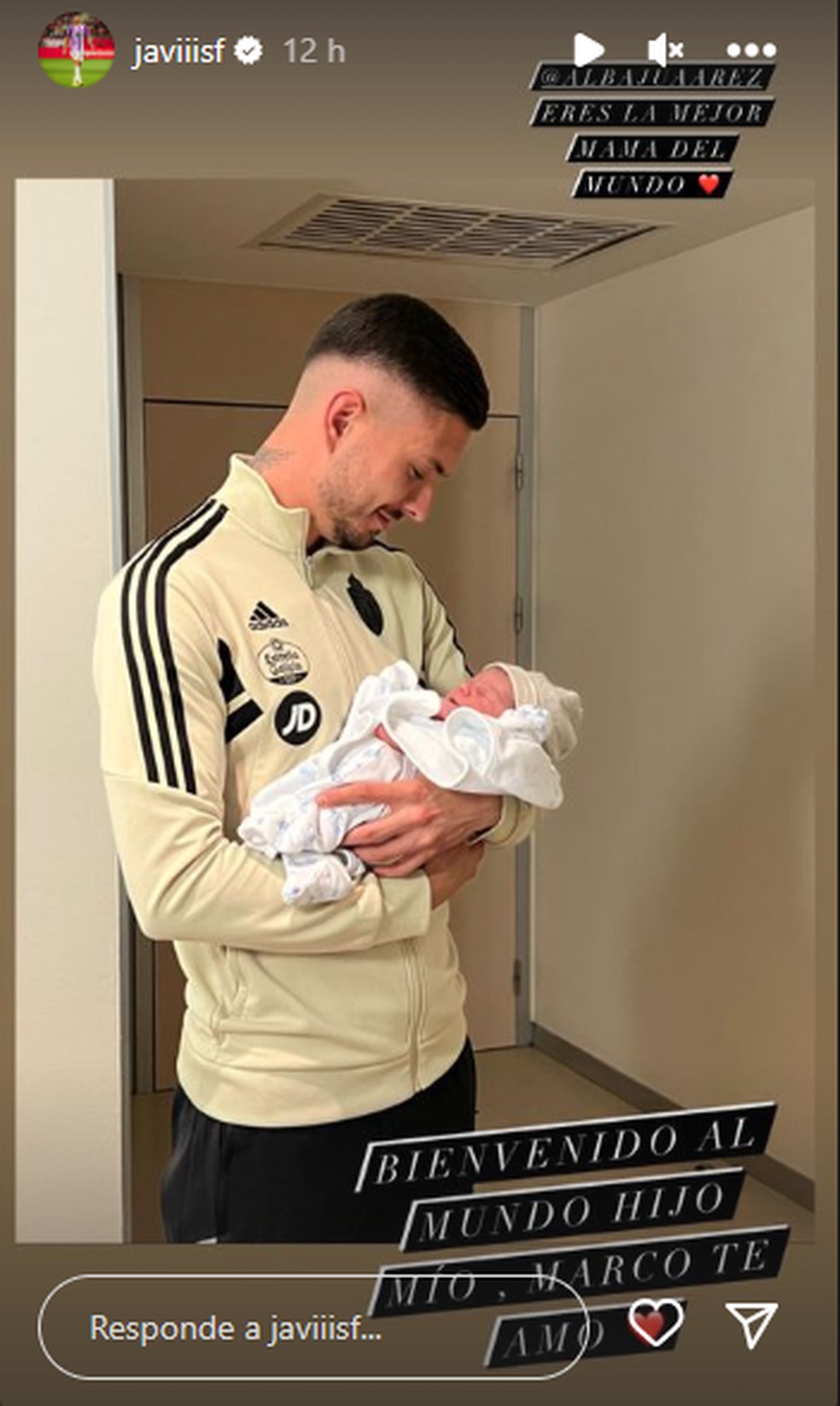 Javi Sánchez, do Valladolid, com o filho Marco — Foto: Reprodução / Instagram