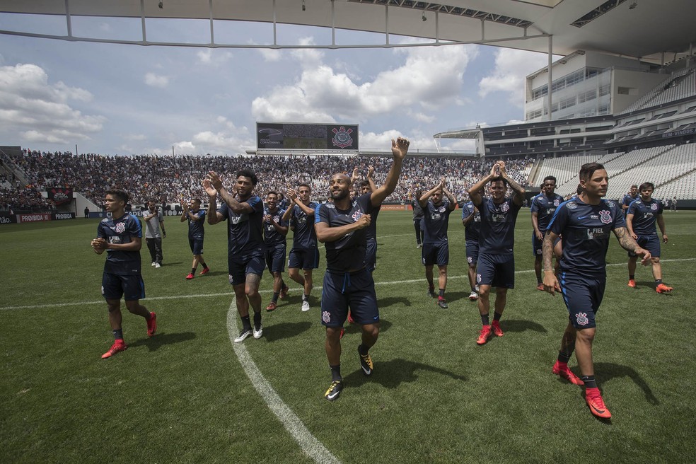 Jogadores do Corinthians receberÃ£o o apoio dos torcedores na Arena (Foto: Daniel Augusto Jr/Ag.Corinthians)
