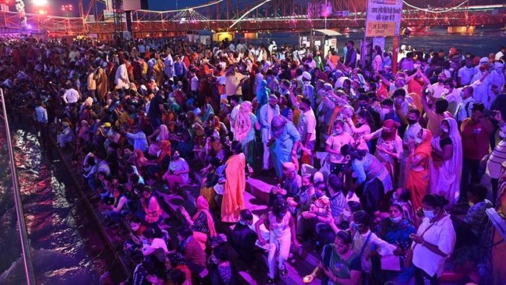 Milhões se reuniram no festival apesar do aumento de casos de covid — Foto: Getty Images
