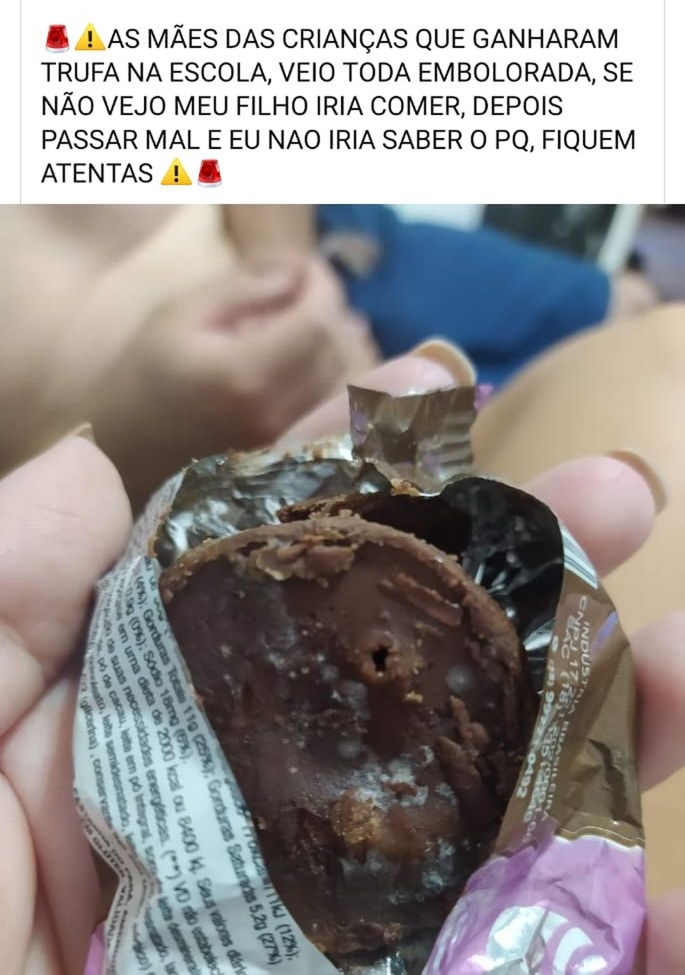 Pais denunciaram o problema com os chocolates nas redes sociais em Duartina  — Foto: Facebook/ Reprodução