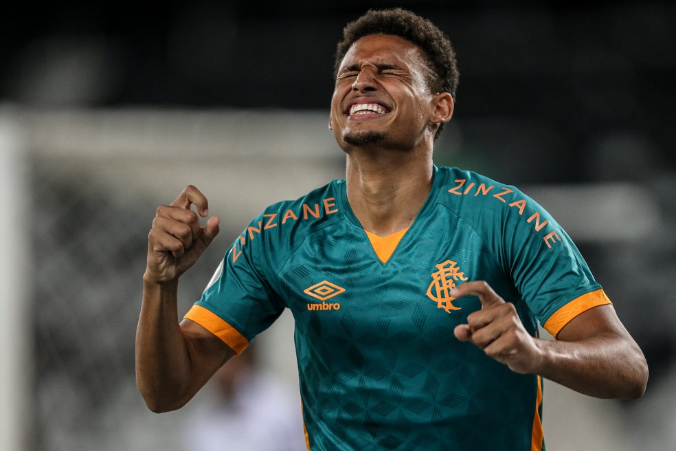 Felippe Cardoso vibra com gol pelo Fluminense  � Foto: Lucas Mer�on / FFC