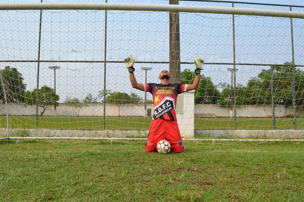 Dida explica que a fé é seu principal foco (Foto: Lívia Costa)