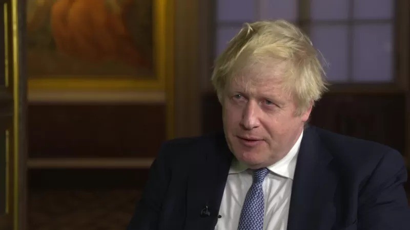 Em entrevista à BBC, primeiro-ministro britânico diz que Moscou pretende lançar uma invasão em torno da capital ucraniana Kiev (Foto: BBC News )