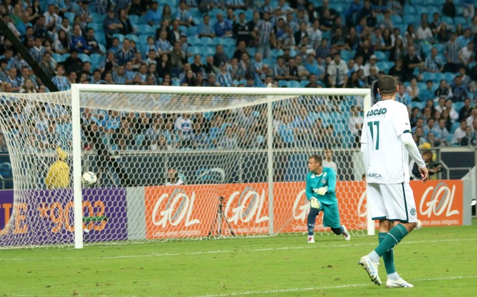 Sem marcar há quatro jogos, Grêmio se aproxima de marcas históricas