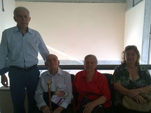 Familia idoso (Foto: Cássia Bandeira/ G1)
