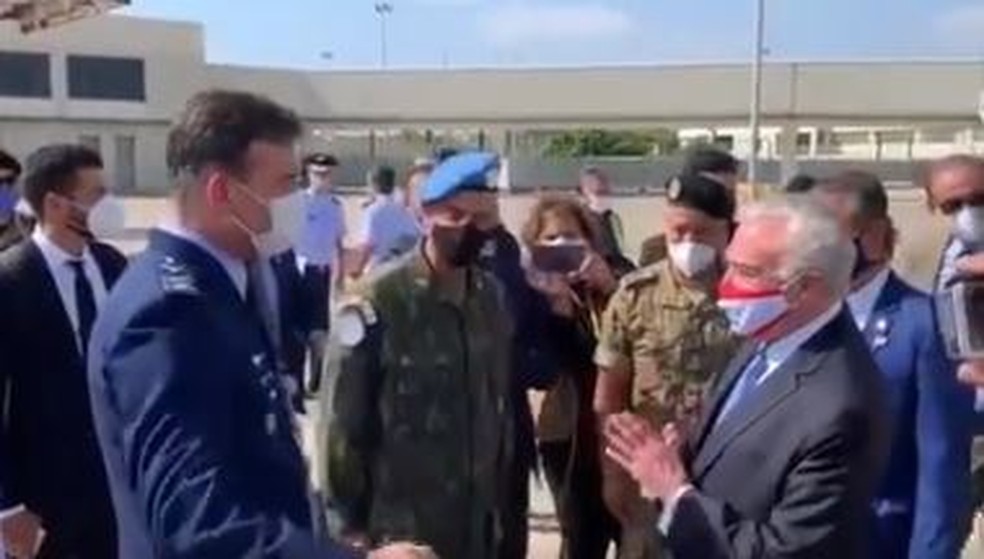 Ex-presidente Michel Temer chega a Beirute com comitiva de ajuda ao Líbano — Foto: Reprodução/Twitter/Força Aérea Brasileira