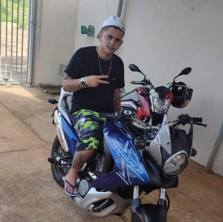 Jovem de 22 anos é morto a tiros após ter casa invadida em MT
