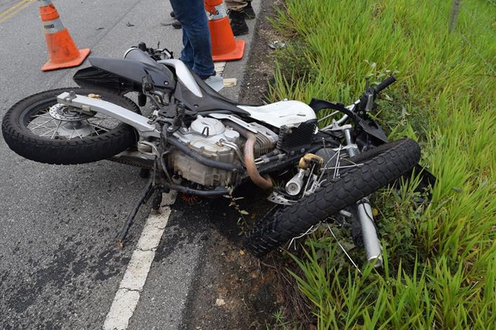 dois homens morrem em acidente entre motocicletas na mg 265 em muriae zona da mata g1