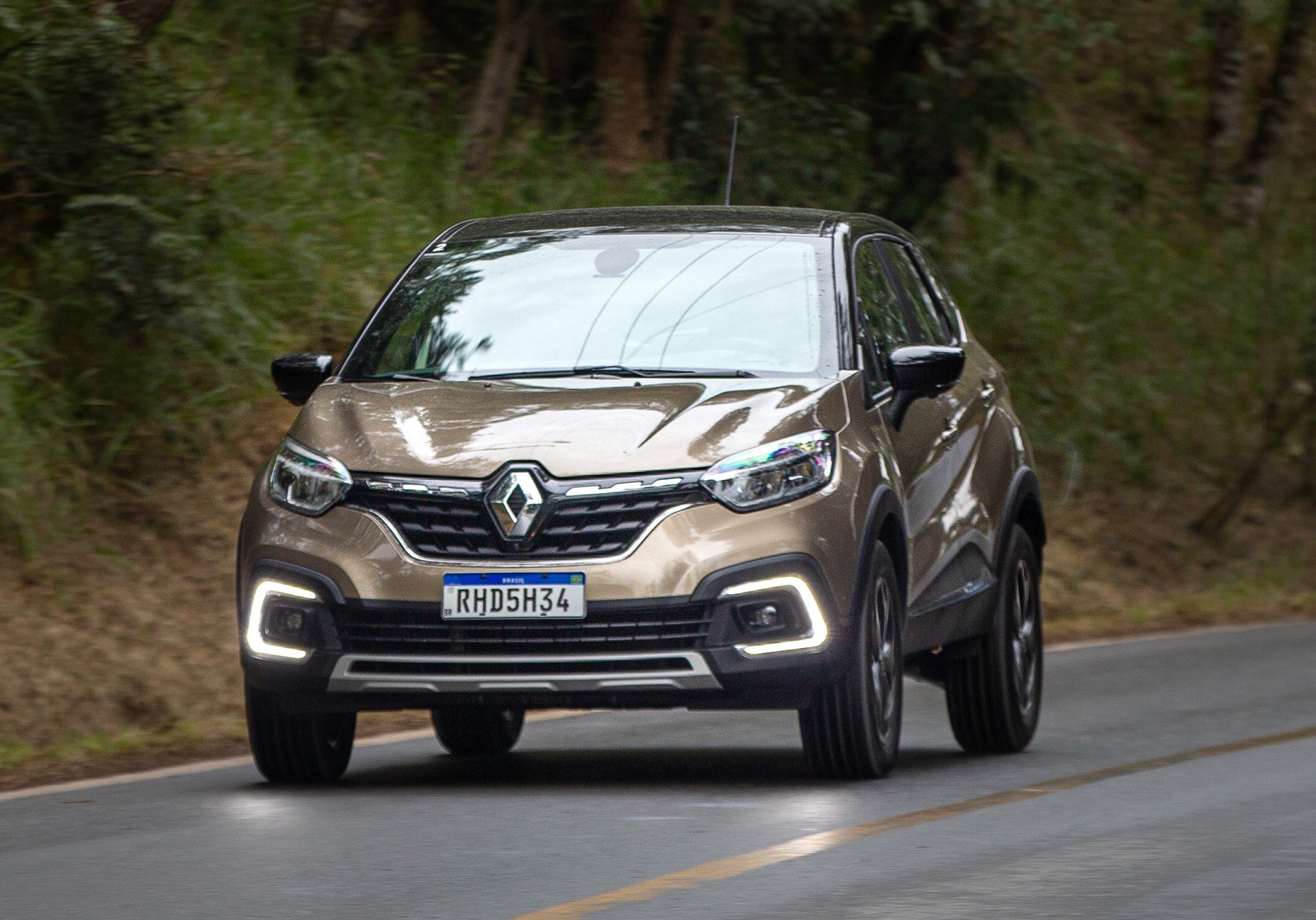Renault Captur sai de linha após vender apenas 300 unidades em 2023
