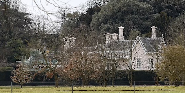 A nova moradia do casal real data de 1831 e fica no jardim real particular que envolve o castelo de Windsor (Foto: The Royal Collection Trust / Divulgação)