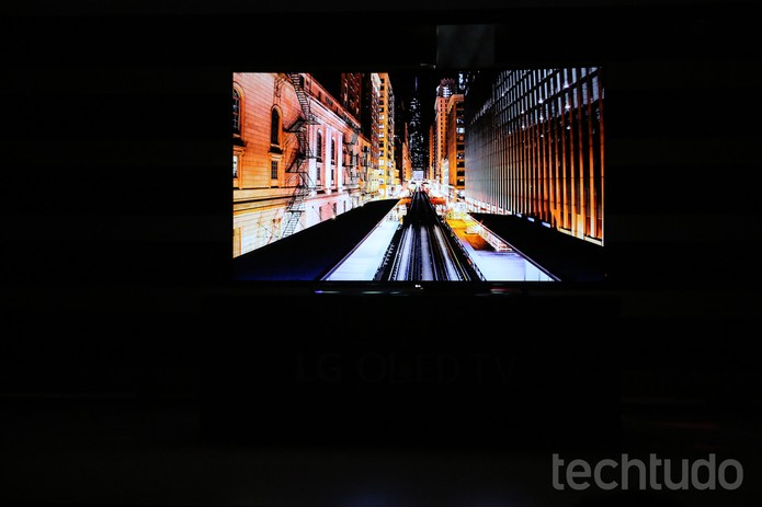 TV OLED 4K da LG lan?ada na CES 2015 (Foto: Fabr?cio Vitorino/TechTudo)