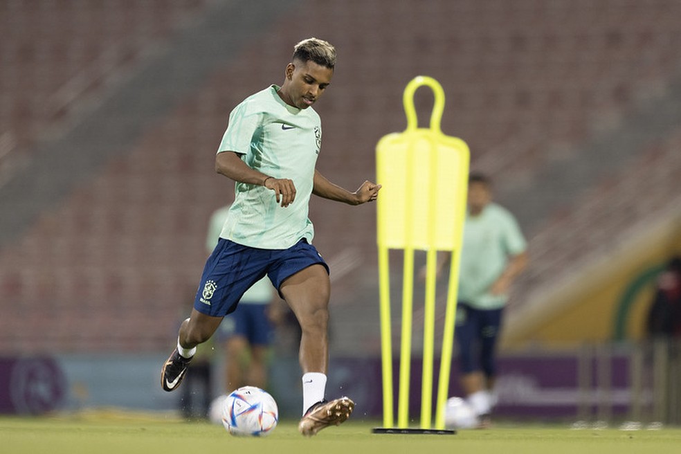 Rodrygo foi o substituto de Neymar na vitória sobre a Sérvia — Foto: Lucas Figueiredo / CBF