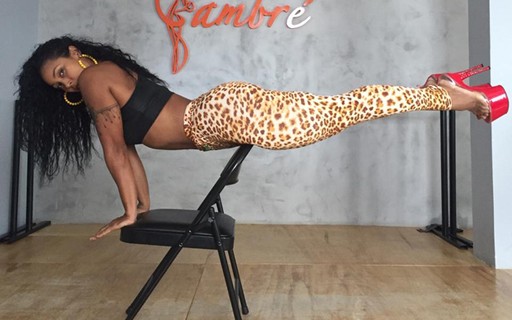 Rosy Pinheiro