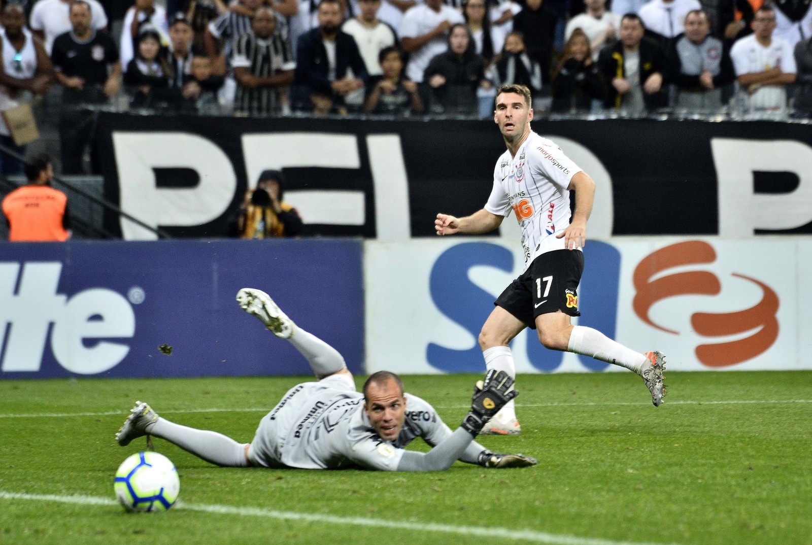 [ANÁLISE] Estratégia de Coelho não funciona, mas Timão segue vivo na disputa pela Libertadores