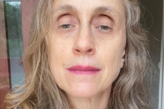 Betty Gofman compartilhou, na web, texto sobre envelhecimento  (Foto: Reprodução)