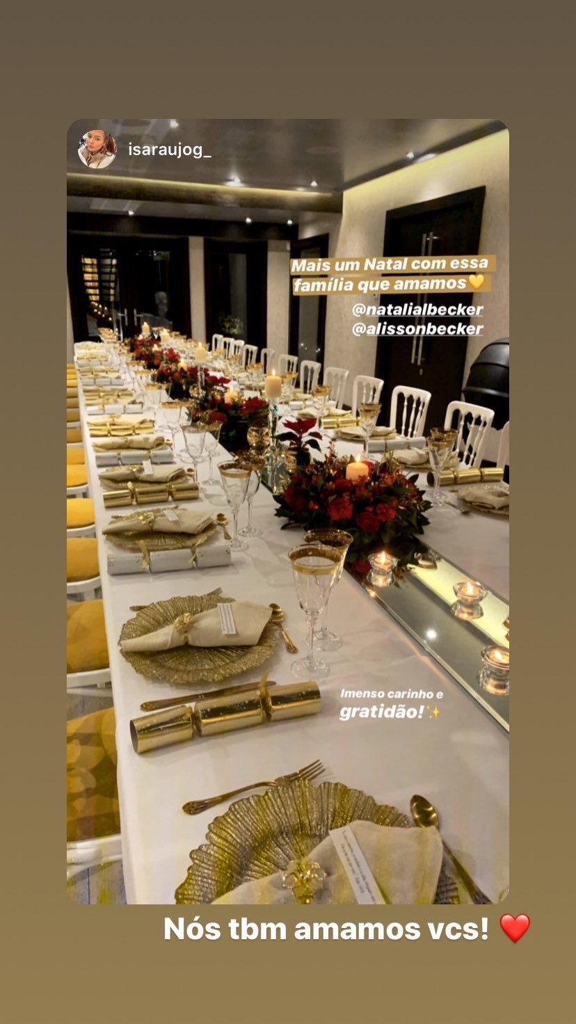 A mesa de natal da família Becker (Foto: Instagram/ Reprodução)