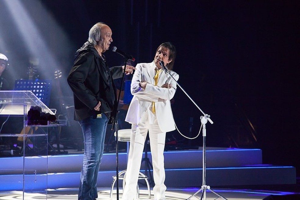 Roberto Carlos Reaviva O Samba Que Erasmo Carlos Compos Ha 60 Anos