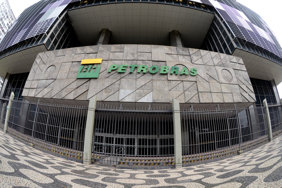 Petrobras abre concurso com 757 vagas de nível superior | Concursos | G1