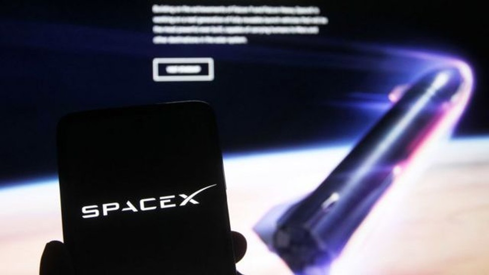 Se tudo correr de acordo com o plano, o Space X e a Nasa lançarão o rover da Flórida em 2022, chegando ao asteroide em 2026 — Foto: Getty Images via BBC