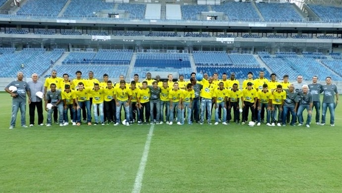 Jogadores e comissão técnica do ABC visitam a Arena das Dunas (Foto: Divulgação/ABC)