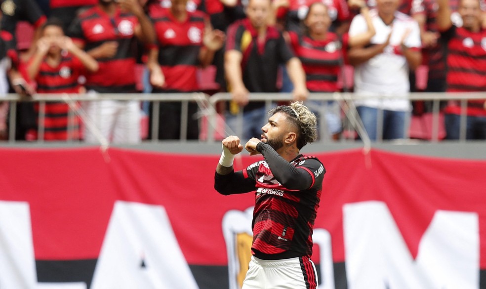 Gabigol comemora fazendo gesto de choror&ocirc; &mdash; Foto: Adriano Machado/Reuters