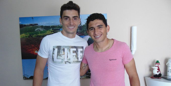 Goleiro Rafael e meia Danilo realizam jogo beneficente em Fabriciano