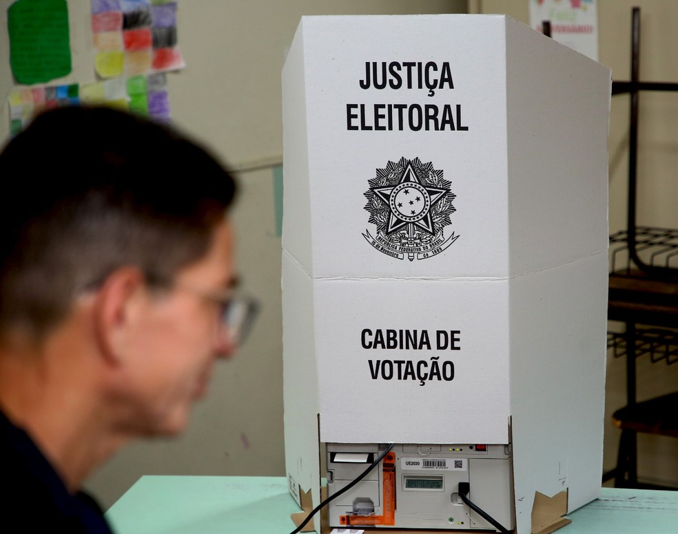 Eleições 2022, Curitiba, votação, voto, urnas eletrônicas, Paraná, pleito, eleitores, eleição — Foto: Giuliano Gomes/PRPress