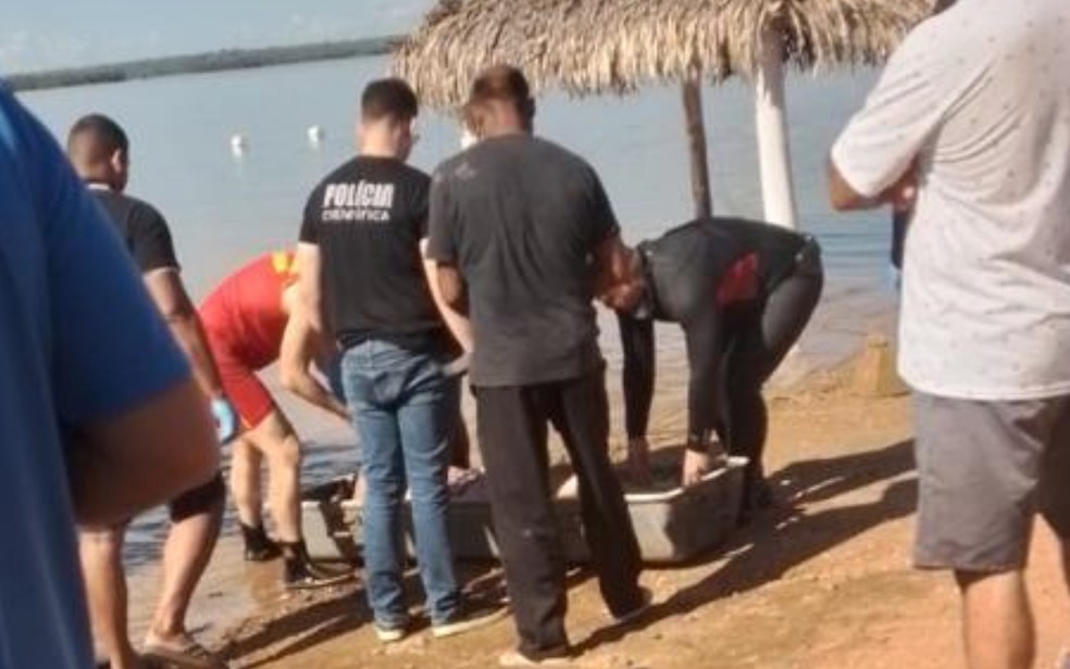 Personal trainer Jhonatan Saraiva morre aps se afogar no lago Serra da Mesa em Uruau, em Gois  Foto: Reproduo/Mark Ferreira