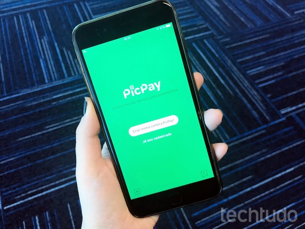 O PicPay oferece duas modalidades de empréstimo: o pessoal e o entre amigos — Foto: Anna Kellen Bull/TechTudo