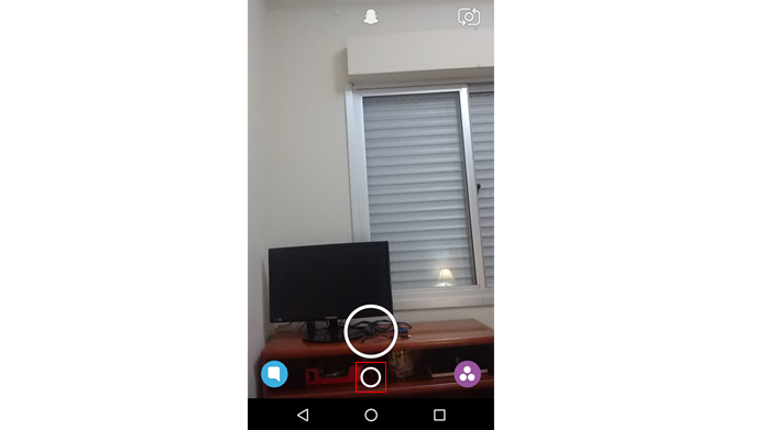 Memories pode ser acessado na tela inicial do aplicativo (Foto: Reprodução/Snapchat)