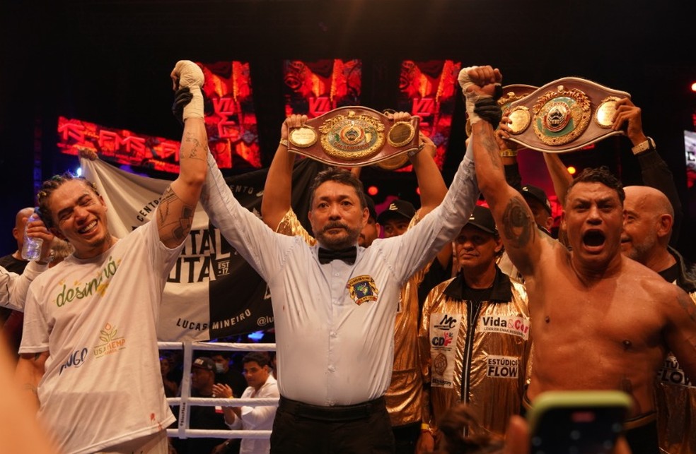 Whindersson Nunes e Popó empatam em luta de boxe — Foto: Ricardo Franzen