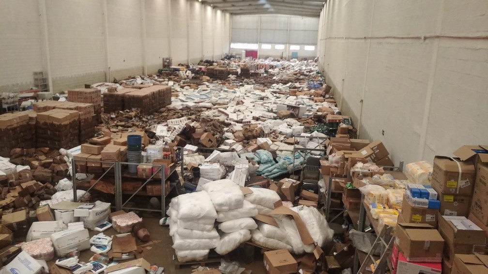 Situa&ccedil;&atilde;o do almoxarifado que abastece os insumos da prefeitura de Itabuna ap&oacute;s as chuvas &mdash; Foto: Divulga&ccedil;&atilde;o