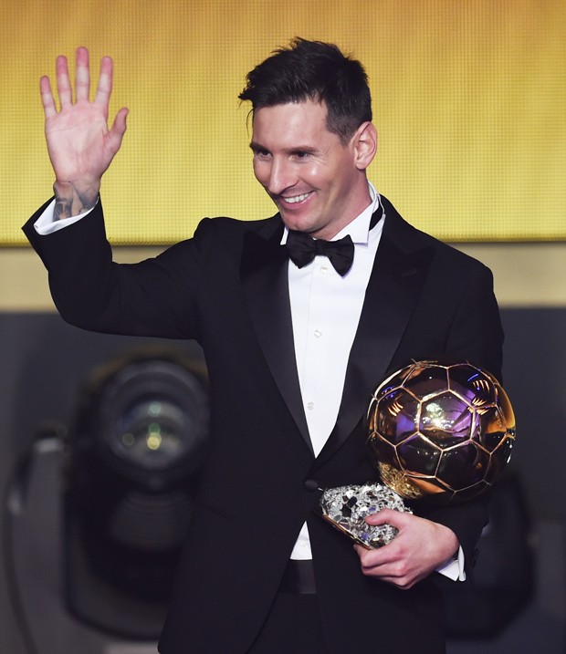 Lionel Messi fatura Bola de Ouro pela 5ª vez (Foto: Getty Images)