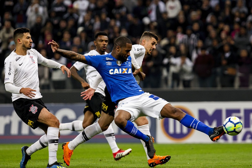 Corinthians x Cruzeiro amistoso (Foto: : LÉO PINHEIRO/FRAMEPHOTO/ESTADÃO CONTEÚDO)