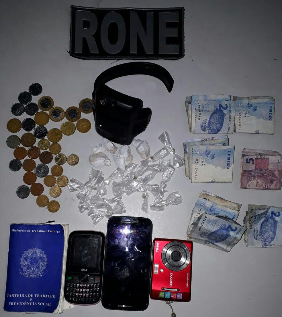 Polícia encontrou a tornozeleira eletrônica quebrada (Foto: Divulgação/PM)