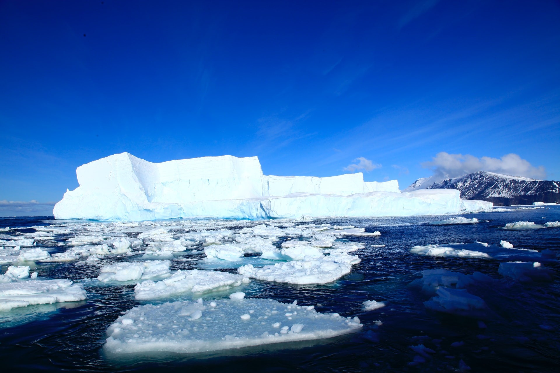 Pesquisa comprova que geleira localizada na Antártida pode ultrapassar ponto de inflexão (Foto: Danting Zhu/Unsplash)