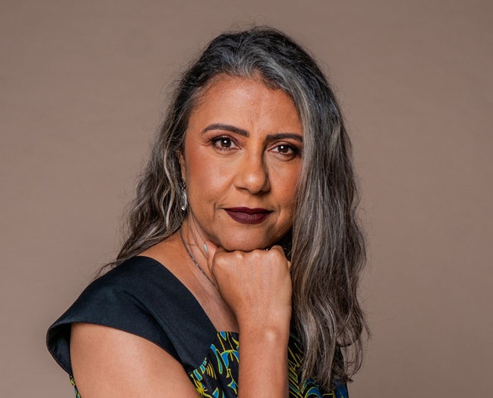 Ana Rossi, professora do Instituto de Letras da UnB, precisou desacelerar e cuidar da saúde mental, depois de um episódio de estafa, durante a pandemia  — Foto: Arquivo Pessoal/Reprodução
