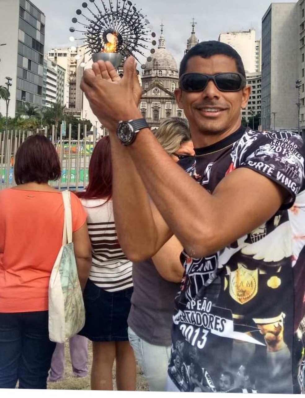Comerciante Denílson Ribeiro de Santa, 47 anos, nas Olímpiadas do Rio de Janeiro, em 2016. — Foto: Arquivo pessoal