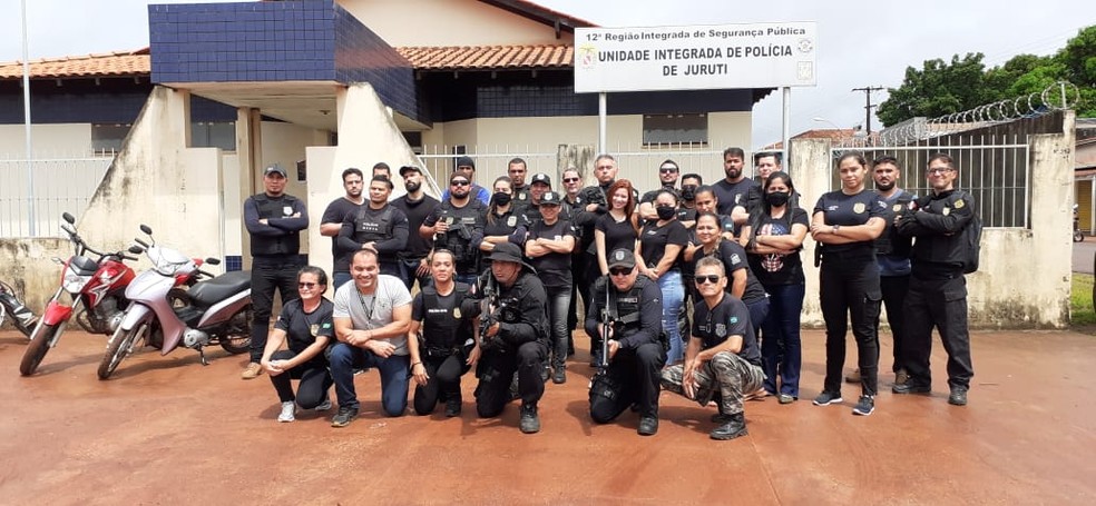 Equipe que atuou nas frentes de trabalho no município de Juruti, no PA — Foto: Polícia Civil/Divulgação