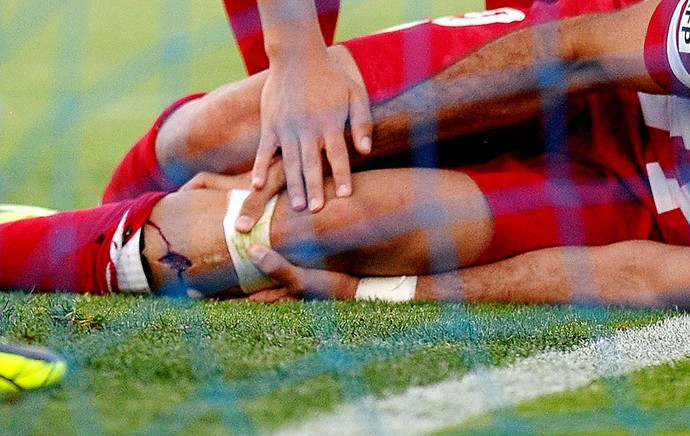 diego costa atlético de madrid contusão getafe (Foto: Agência Getty Images)